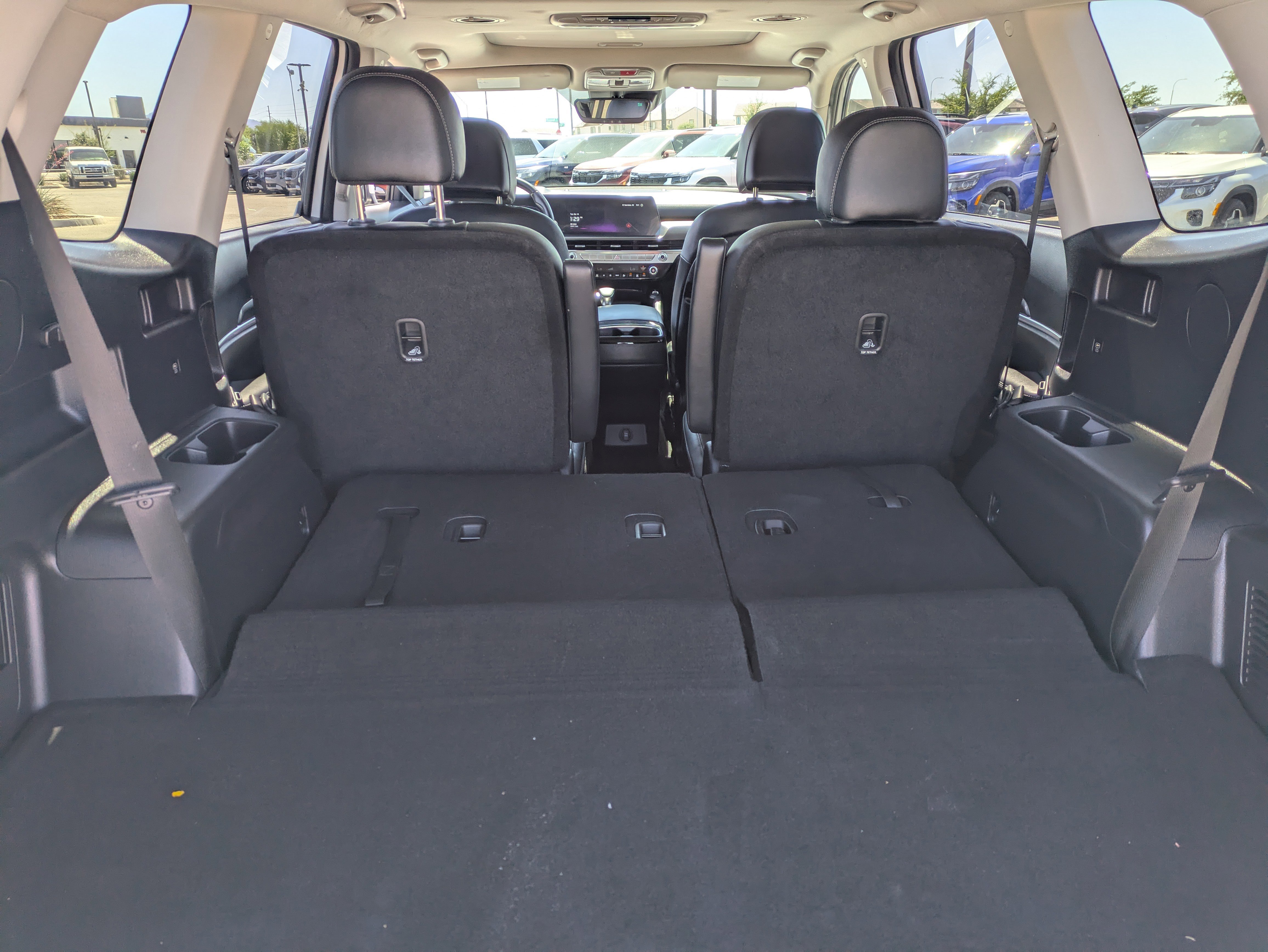 Used 2024 Kia Telluride S w/ S Sunroof Package image 10