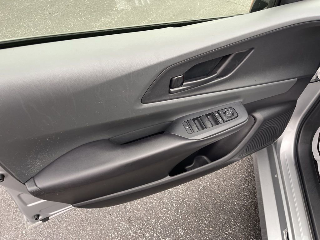 Used 2023 Toyota Prius LE image 7