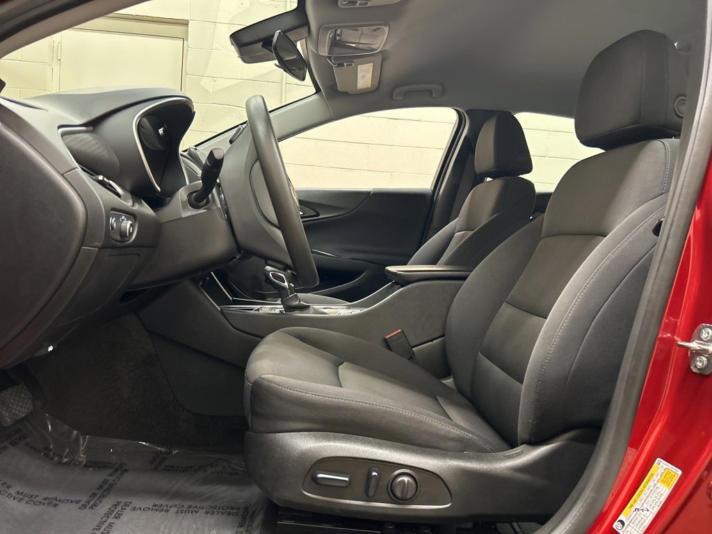 Used 2024 Chevrolet Malibu LT image 7