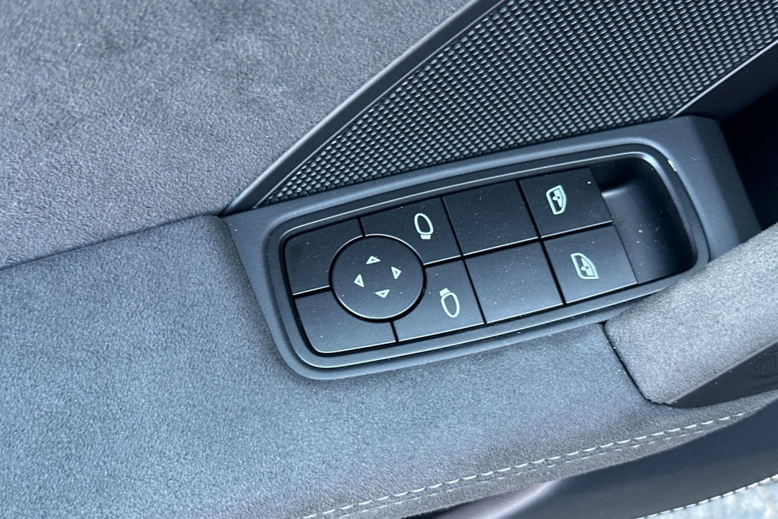 Used 2022 Porsche 911 GT3 image 13