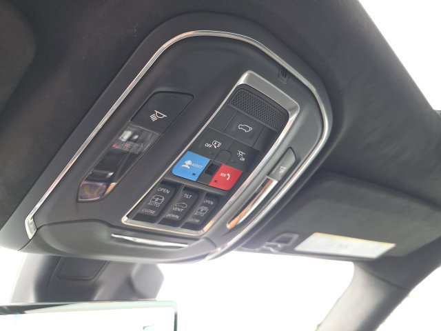 Used 2025 Jeep Grand Cherokee L Summit AWD/4WD image 39