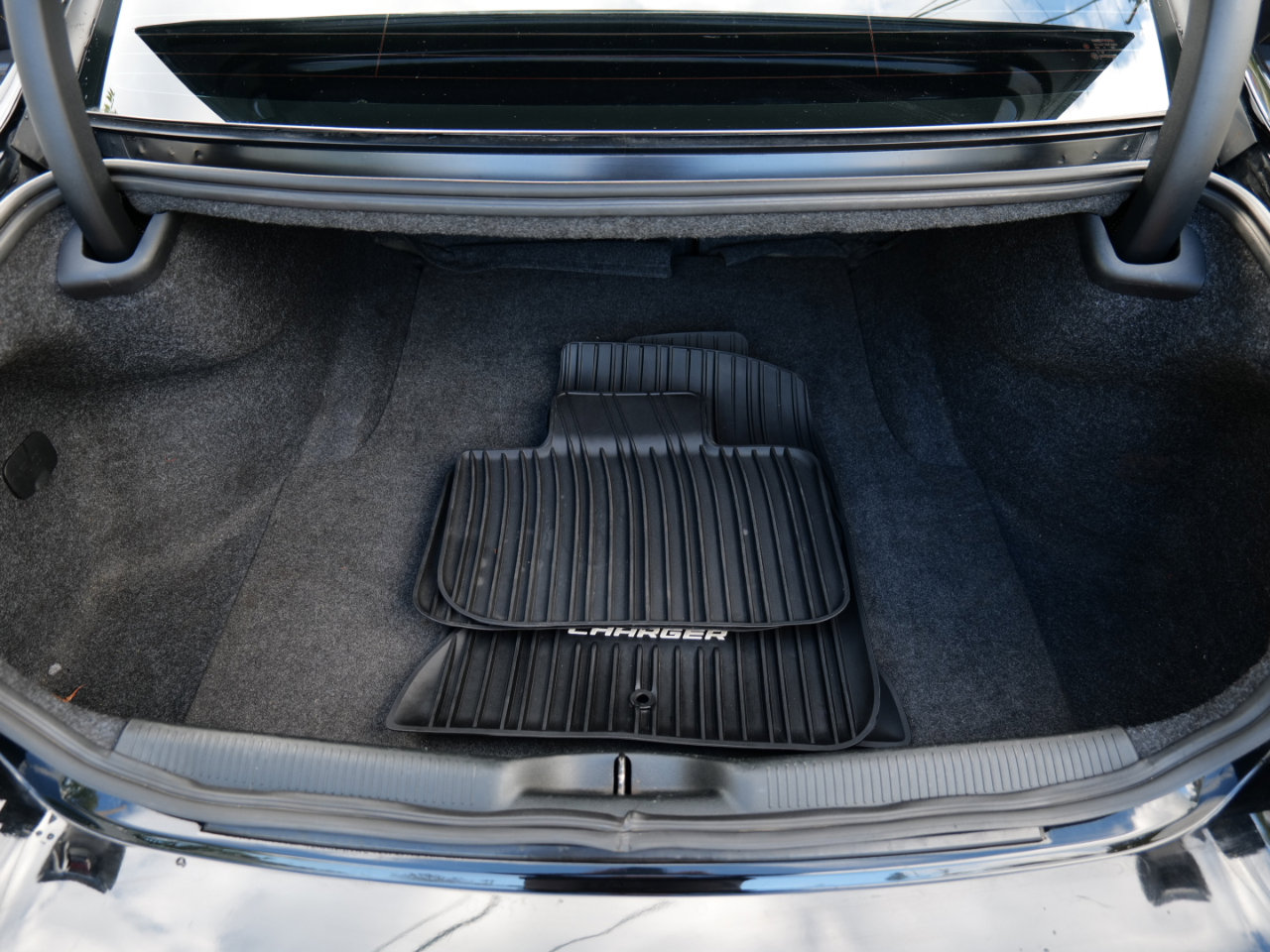 Used 2018 Dodge Charger R/T image 60