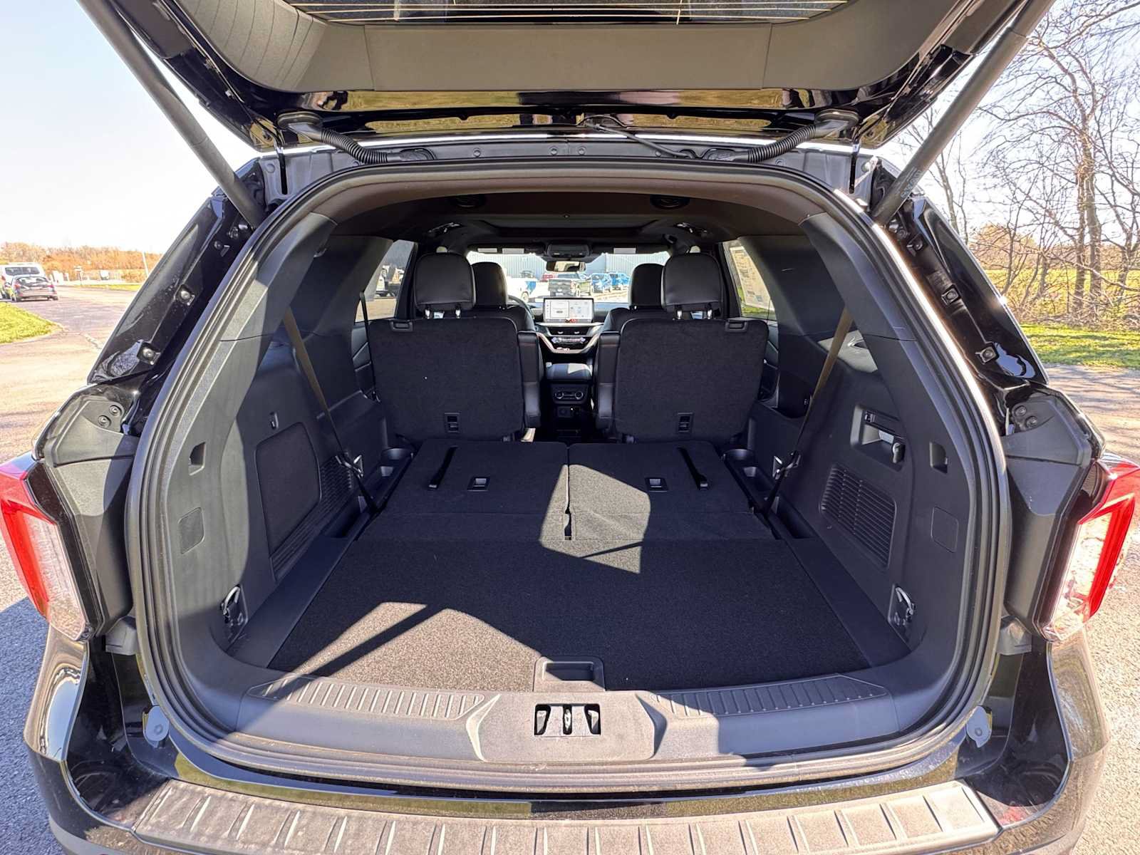 New 2026 Ford Explorer ST-Line w/ ST-Line Street Pack AWD/4WD image 27