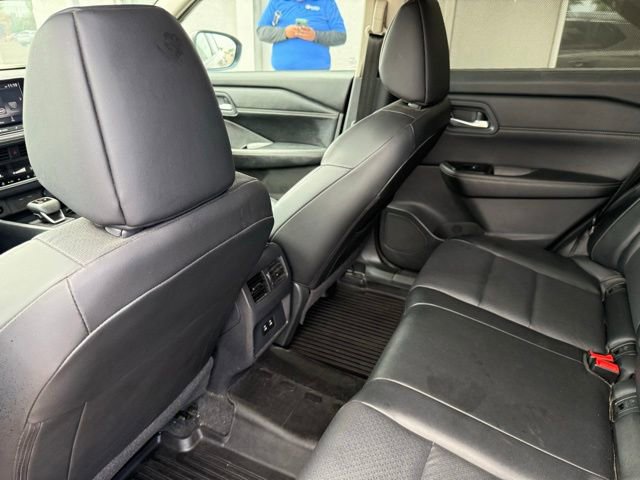 Certified 2024 Nissan Rogue SV w/ SV Premium Package FWD image 13