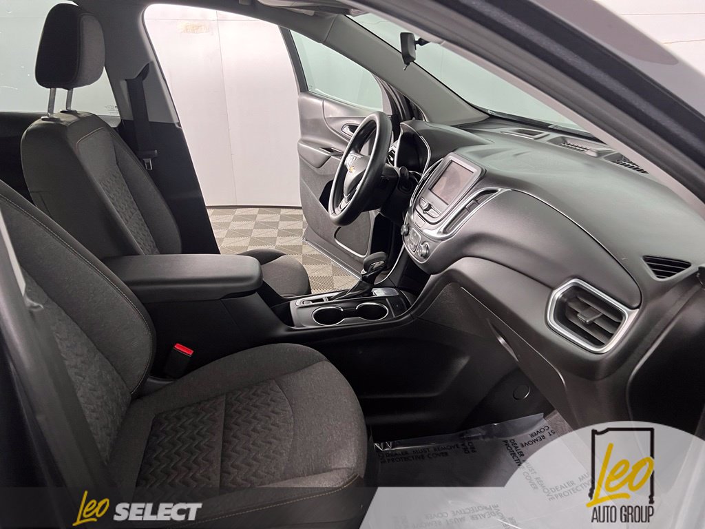 Used 2019 Chevrolet Equinox LS w/ LS Convenience Package AWD/4WD image 19