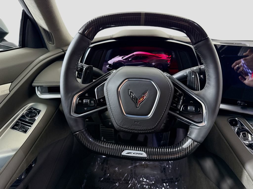 Used 2025 Chevrolet Corvette Z06 image 11