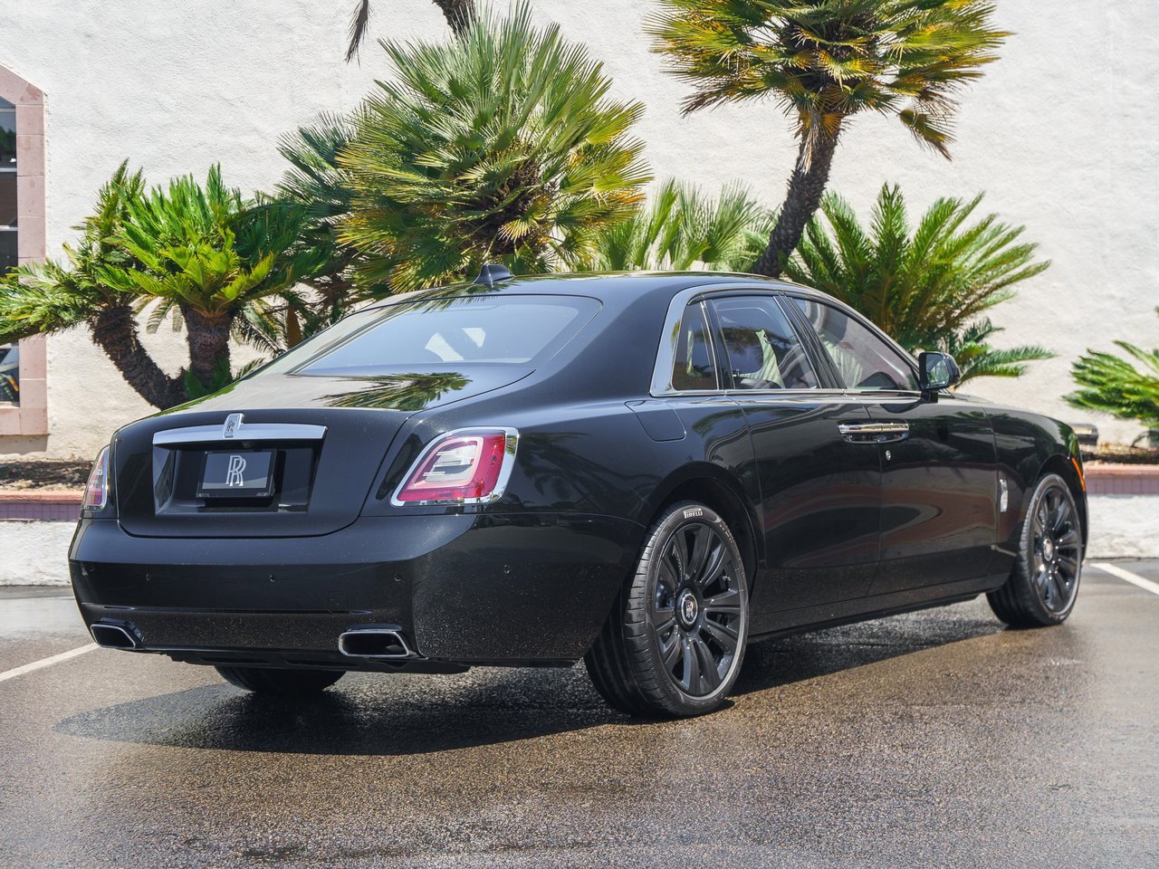 Certified 2023 Rolls-Royce Ghost image 2