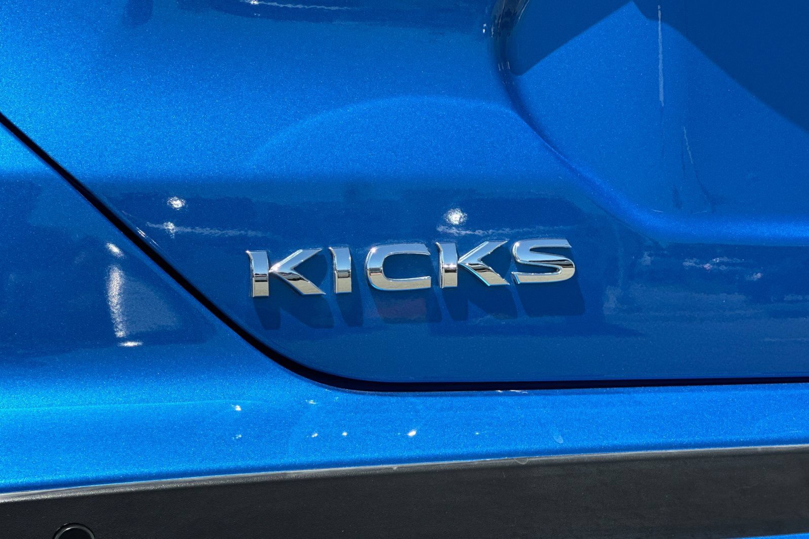 Used 2021 Nissan Kicks SV FWD image 27