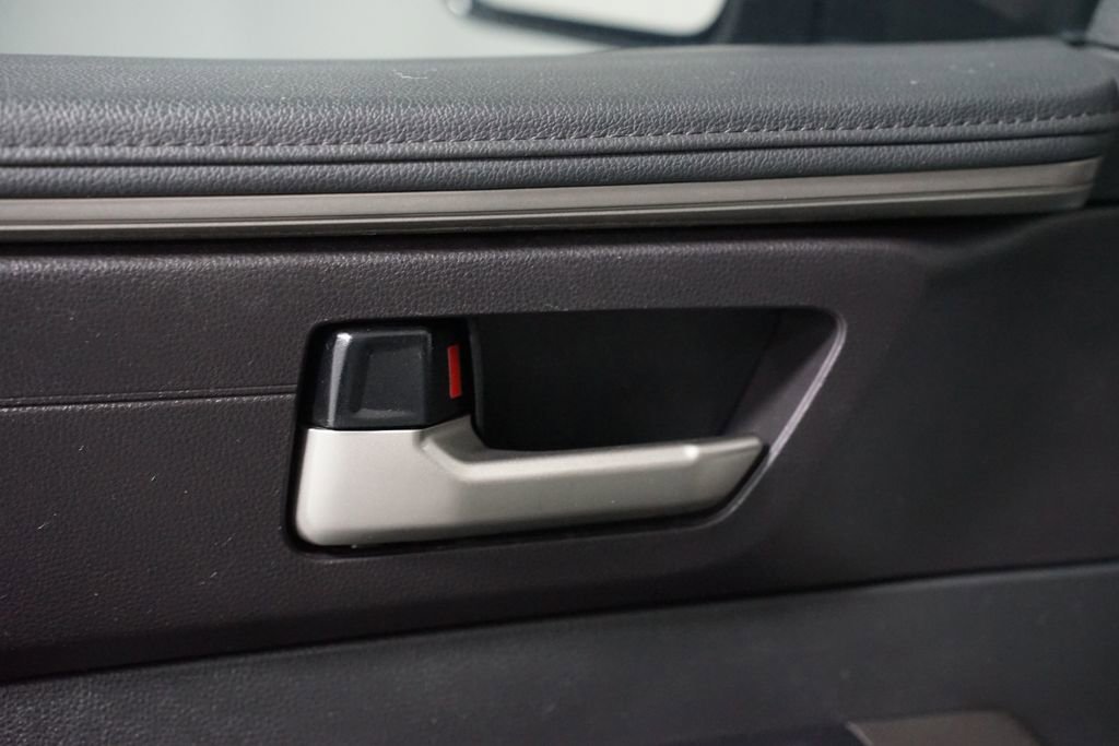 Used 2024 Toyota Tundra SR5 w/ SR5 Premium Package image 33