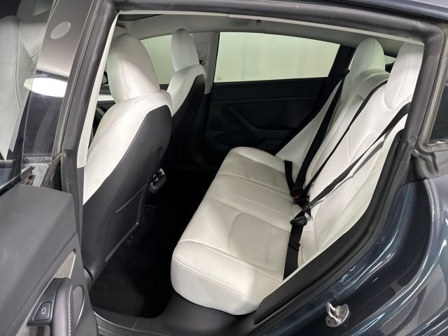 Used 2023 Tesla Model 3 Standard Range image 24