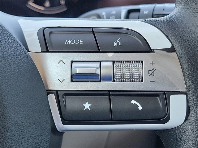 New 2025 Hyundai Tucson SE image 9