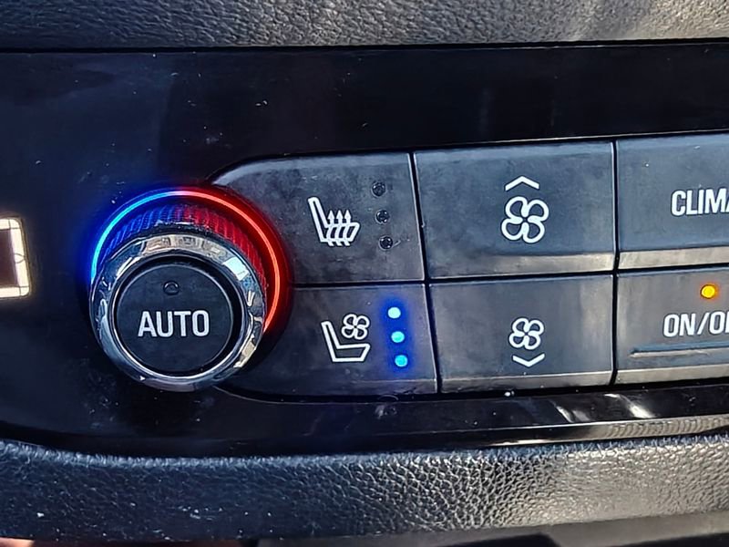 Used 2019 Buick Enclave Avenir w/ Avenir Technology Package image 40