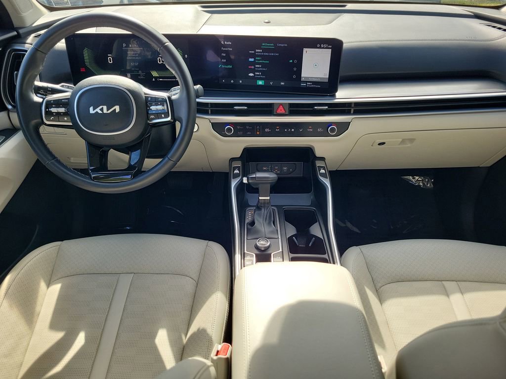 Used 2024 Kia Sorento S w/ Panoramic Sunroof Package image 17