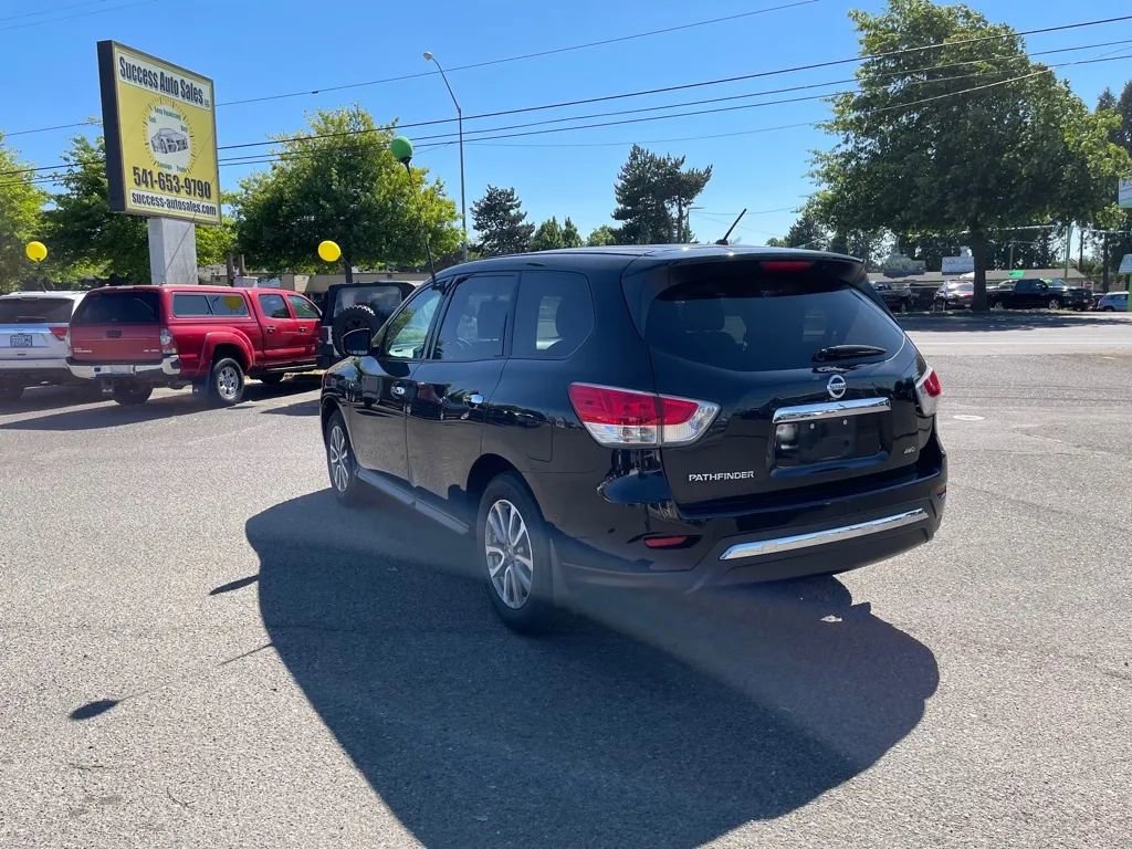 Used 2014 Nissan Pathfinder S AWD/4WD image 3