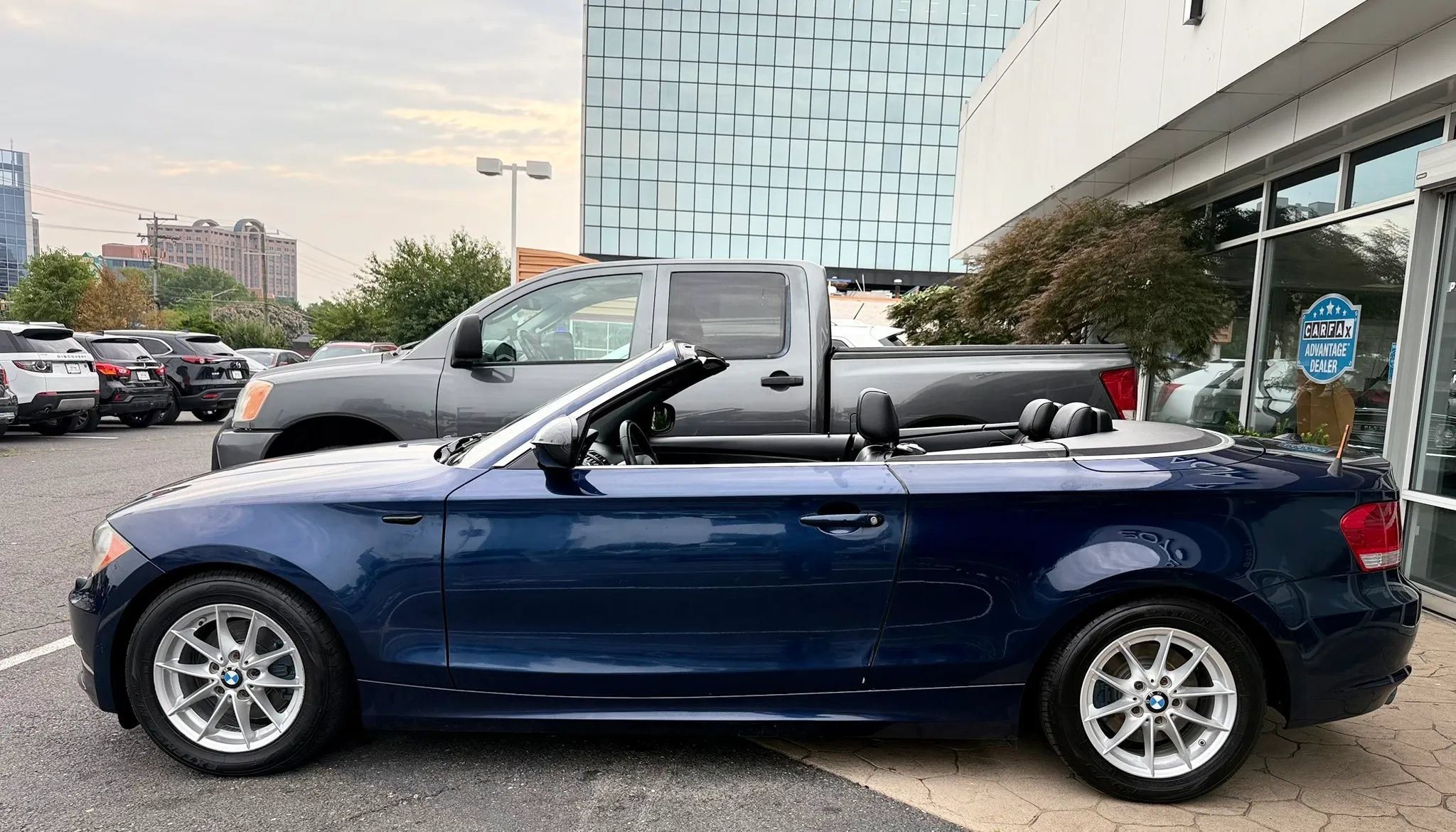 Used 2011 BMW 128i Convertible RWD image 7