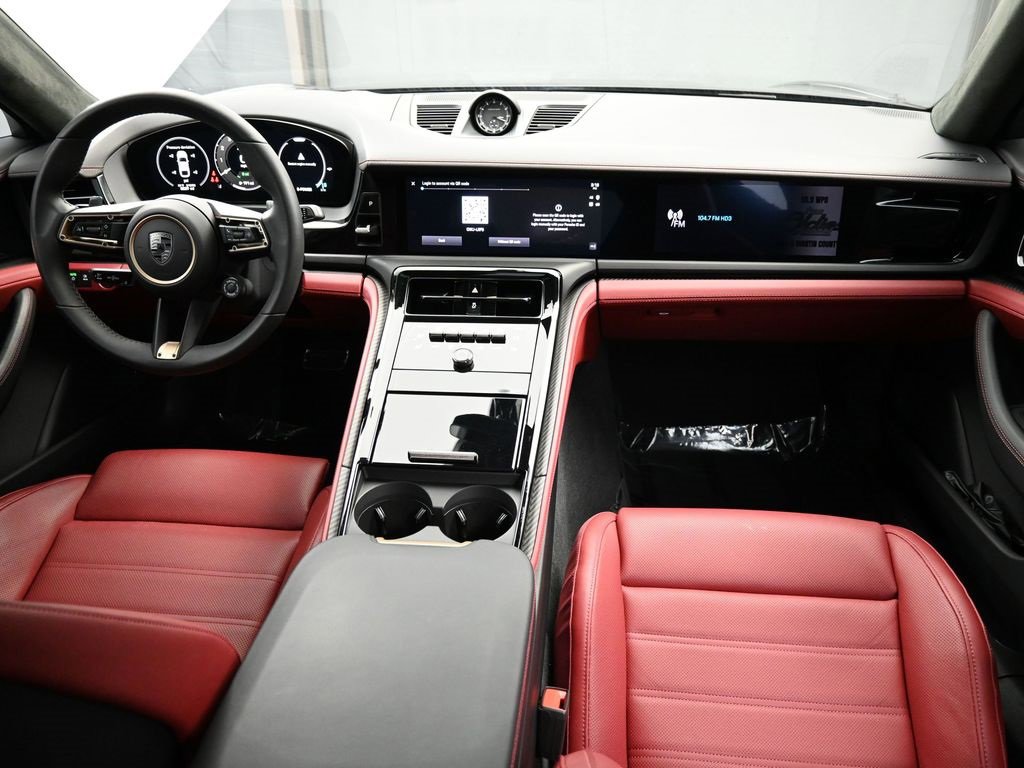 Certified 2025 Porsche Panamera Turbo image 21