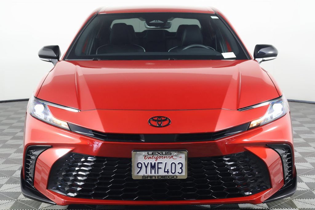 Used 2026 Toyota Camry Hybrid w/ Multimedia Upgrade Package FWD image 2
