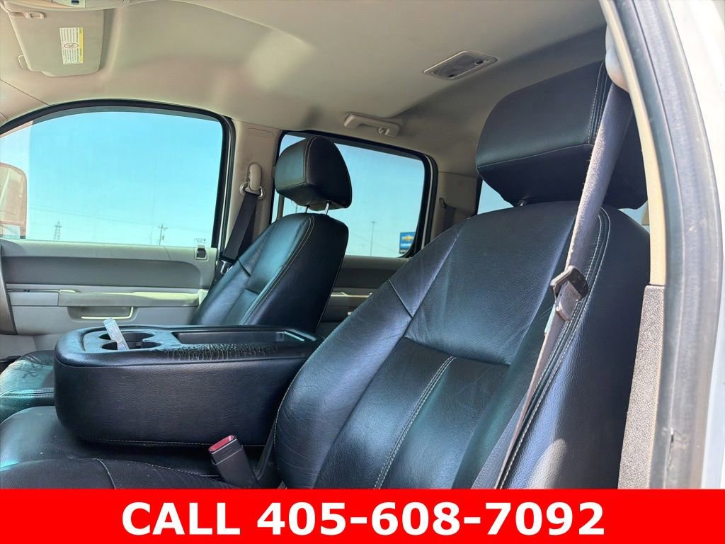 Used 2014 Chevrolet Silverado 2500 W/T AWD/4WD image 15