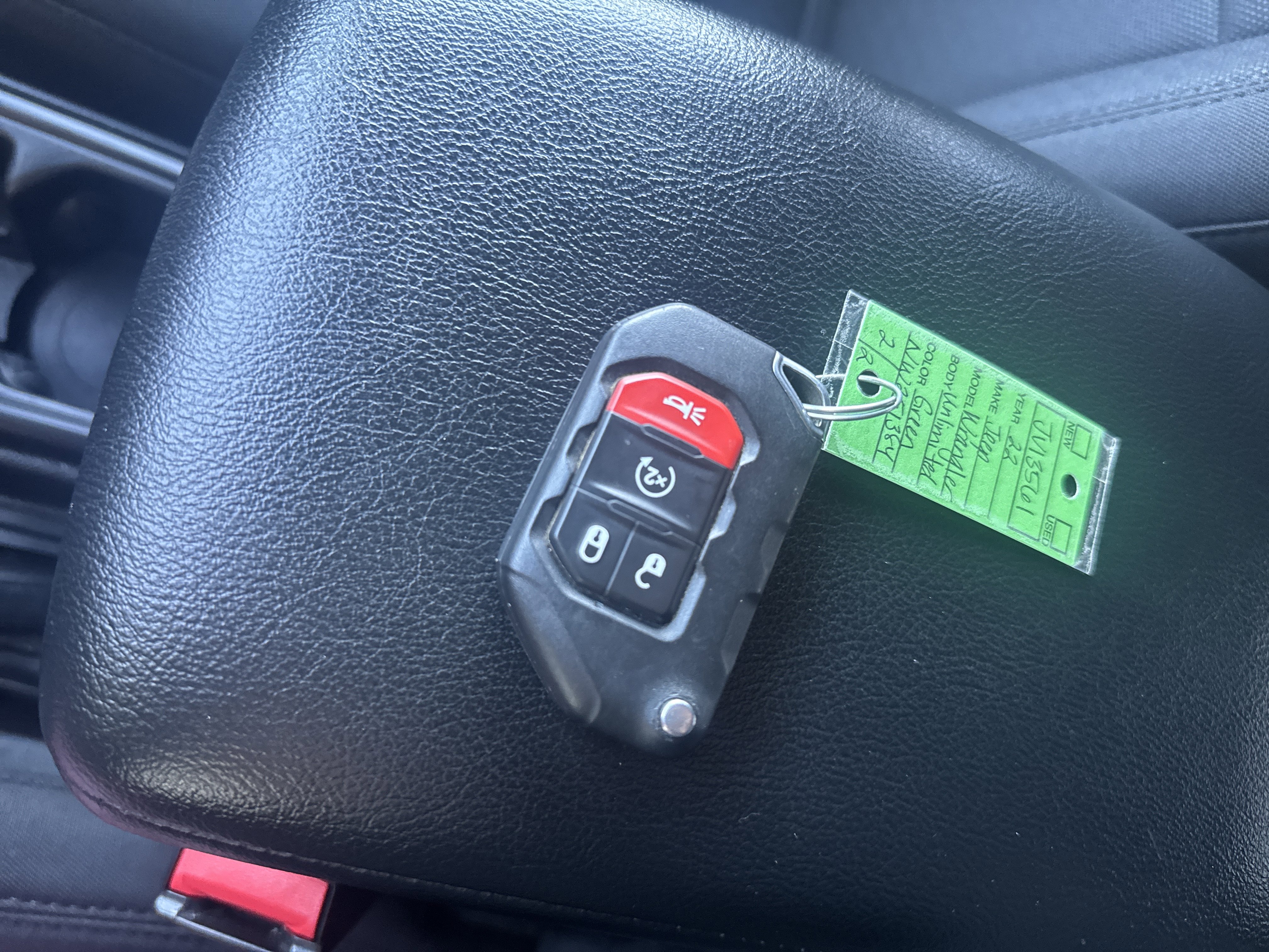 Used 2022 Jeep Wrangler Unlimited Sport image 30