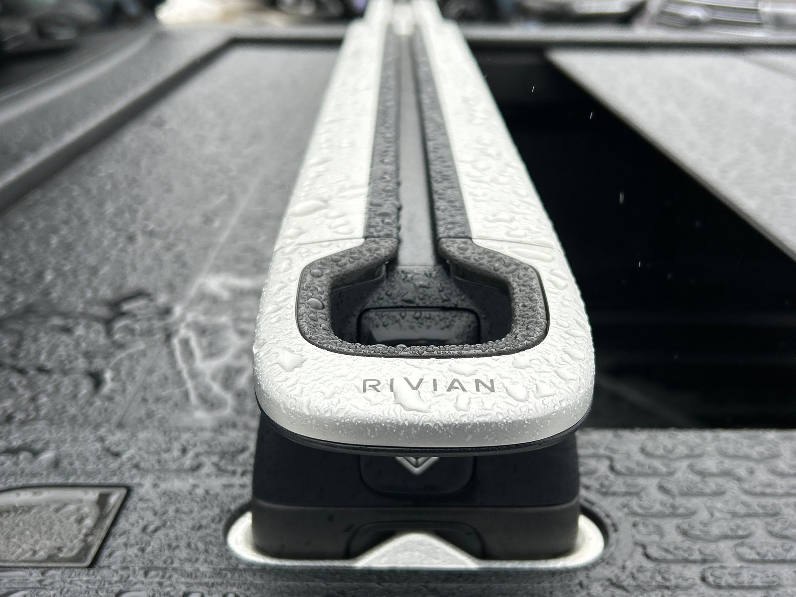 Used 2022 Rivian R1T Adventure AWD/4WD image 27