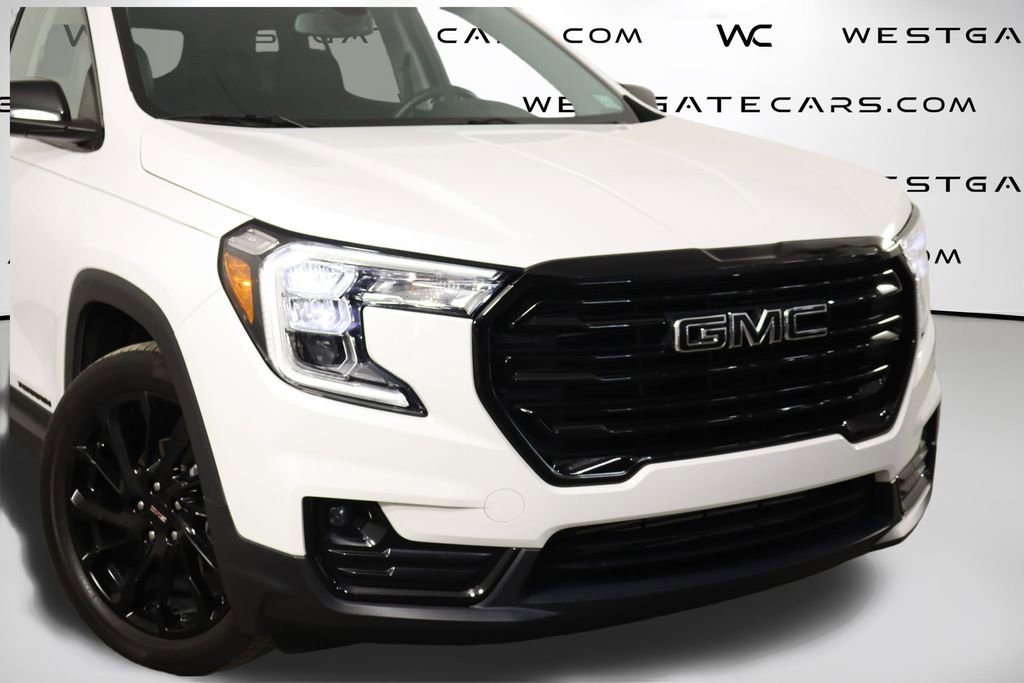 Used 2023 GMC Terrain SLT w/ Elevation Edition image 42
