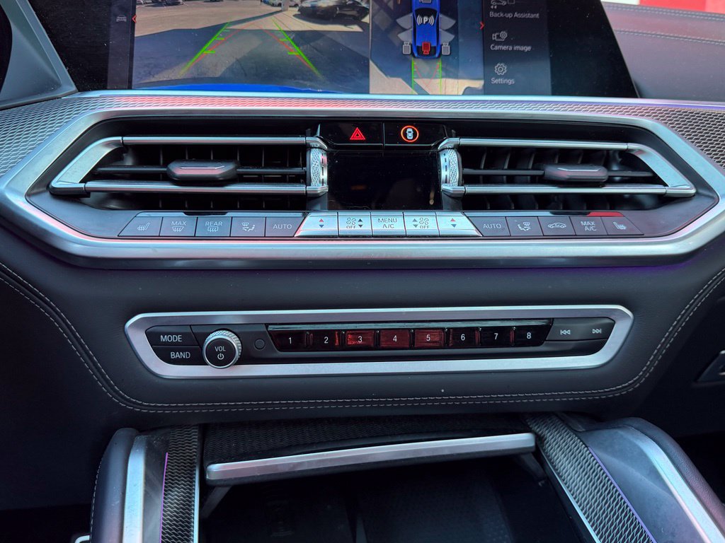 Used 2020 BMW X6 M50i w/ Premium Package AWD/4WD image 30