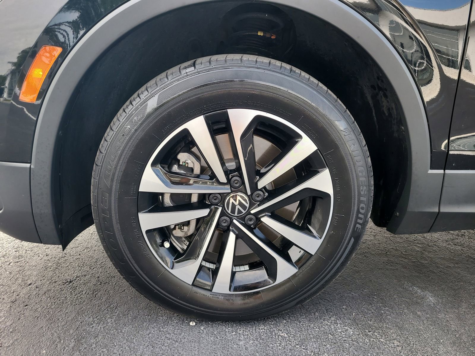 Used 2022 Volkswagen Tiguan S FWD image 7