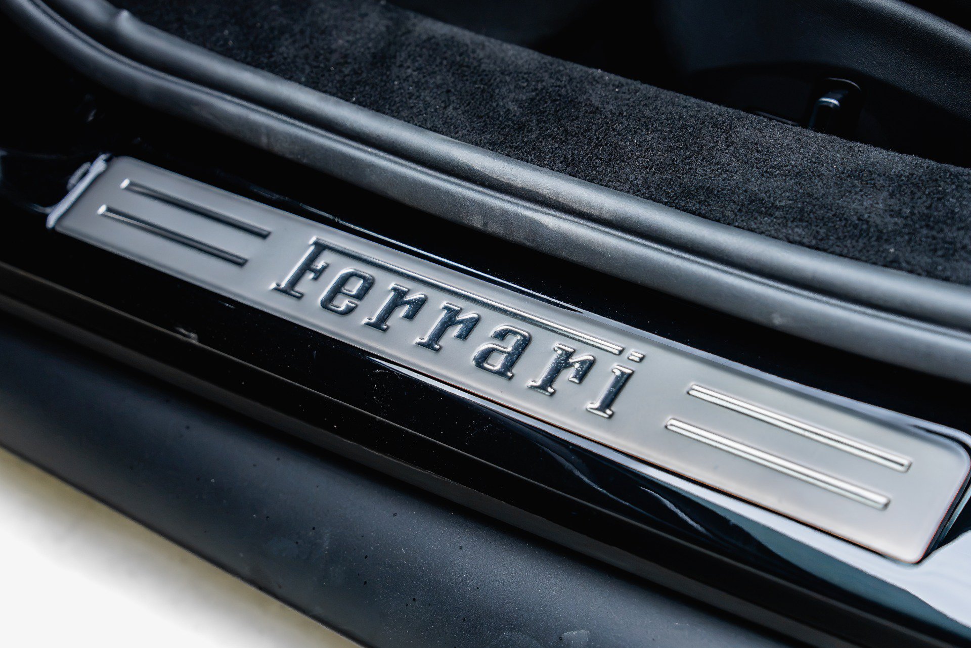 Used 2024 Ferrari 296 GTS RWD image 37