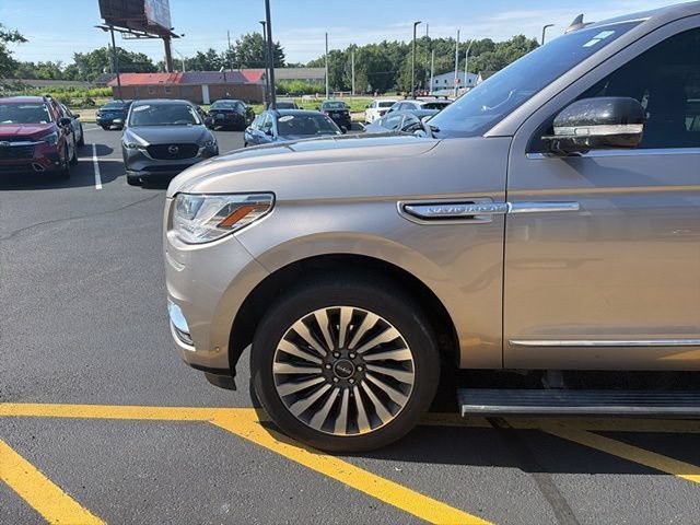 Used 2020 Lincoln Navigator L Reserve w/ Luxury Package AWD/4WD image 9