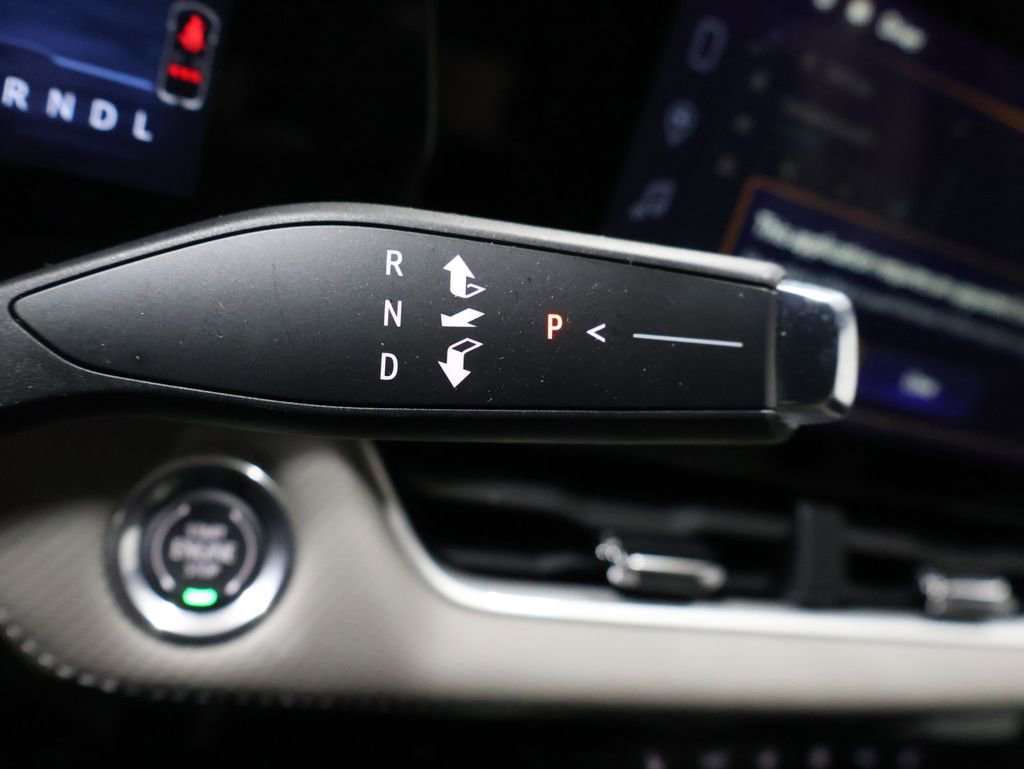 Used 2026 Chevrolet Equinox LT w/ Convenience Package II image 36