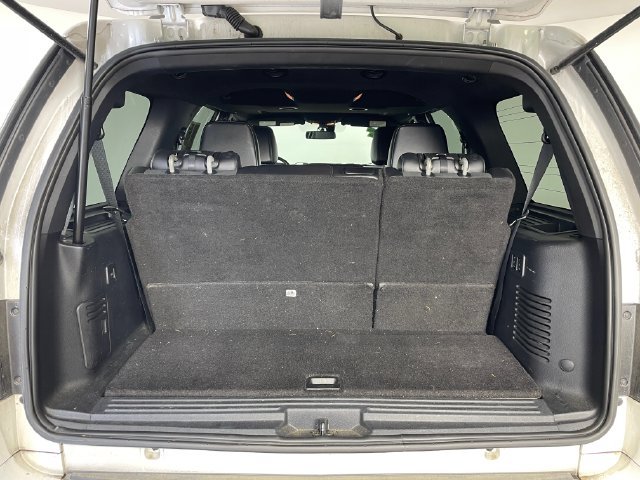 Used 2015 Ford Expedition Limited AWD/4WD image 12