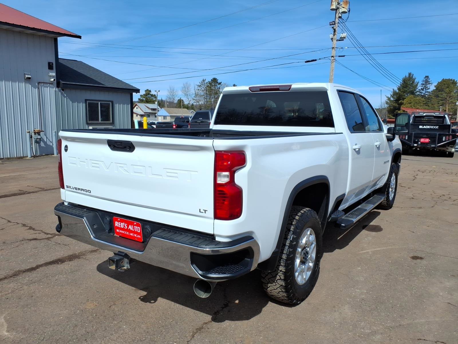 Used 2023 Chevrolet Silverado 2500 LT w/ Convenience Package image 6