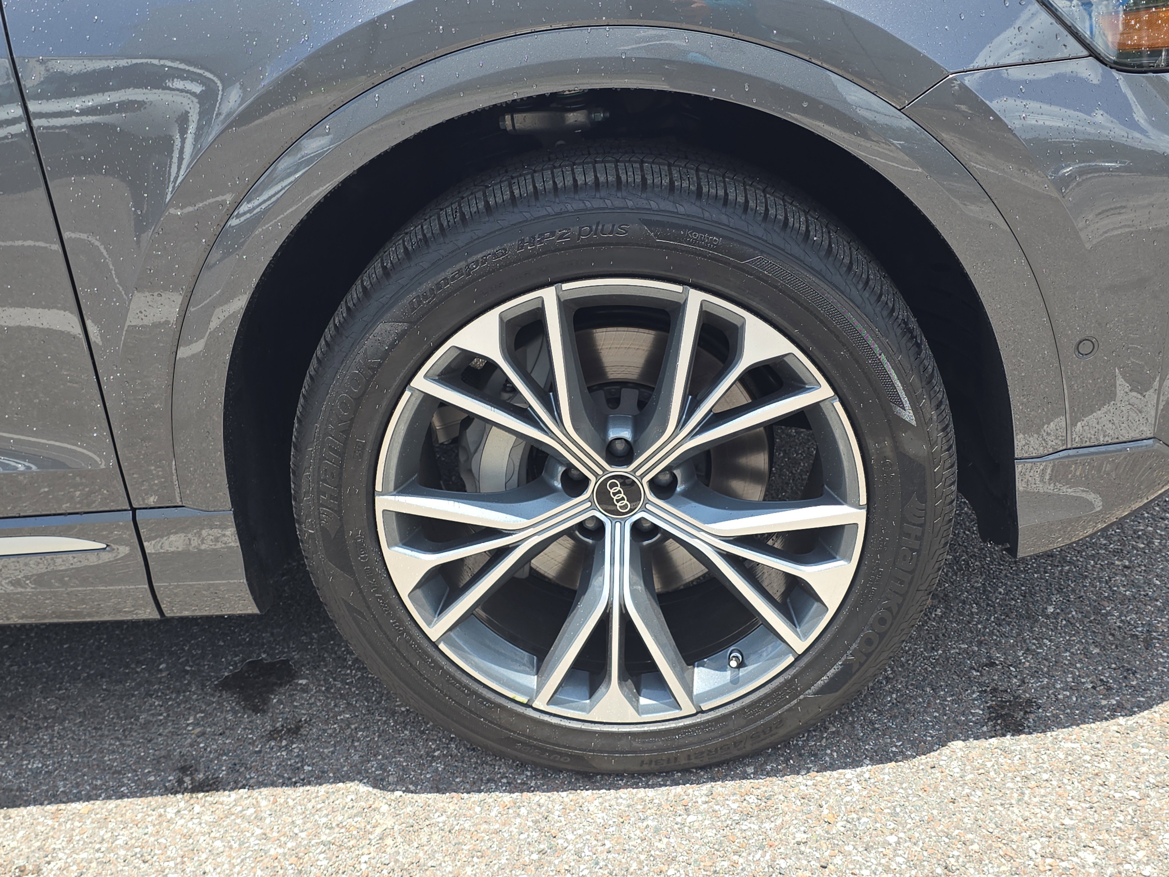 New 2025 Audi Q8 Premium Plus image 33