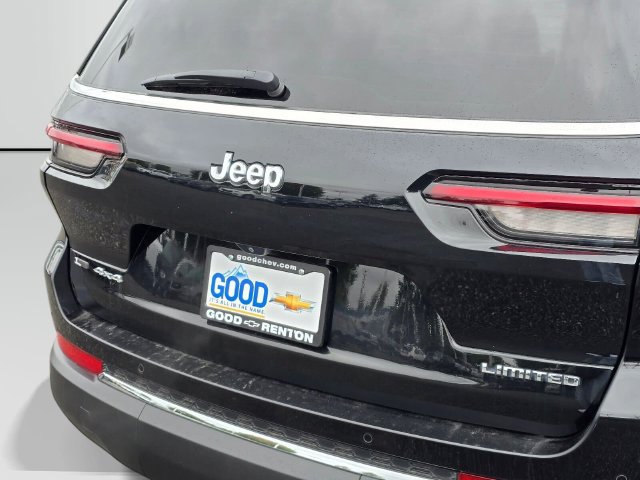 Used 2023 Jeep Grand Cherokee L Limited AWD/4WD image 13