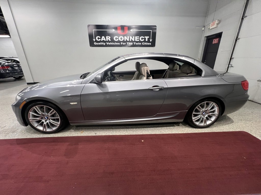 Used 2013 BMW 335i Convertible image 93