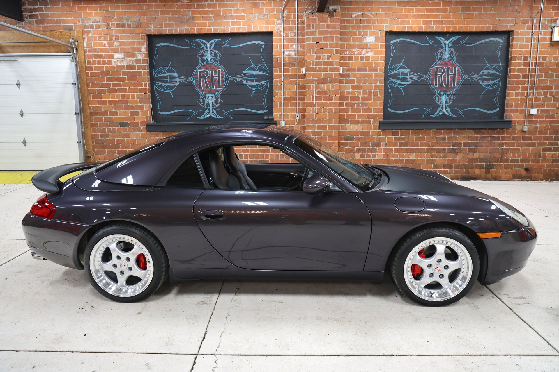 Used 1999 Porsche 911 Cabriolet image 30