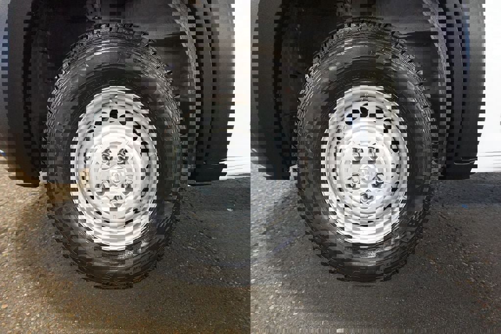 Used 2024 RAM ProMaster 3500 w/ Convenience Group image 28