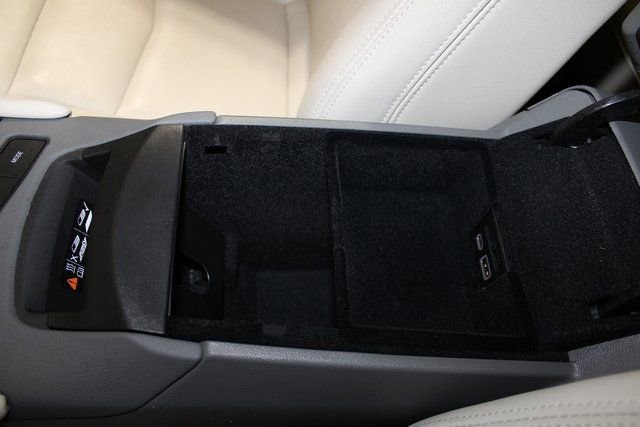 Certified 2023 Cadillac XT5 Premium Luxury image 18