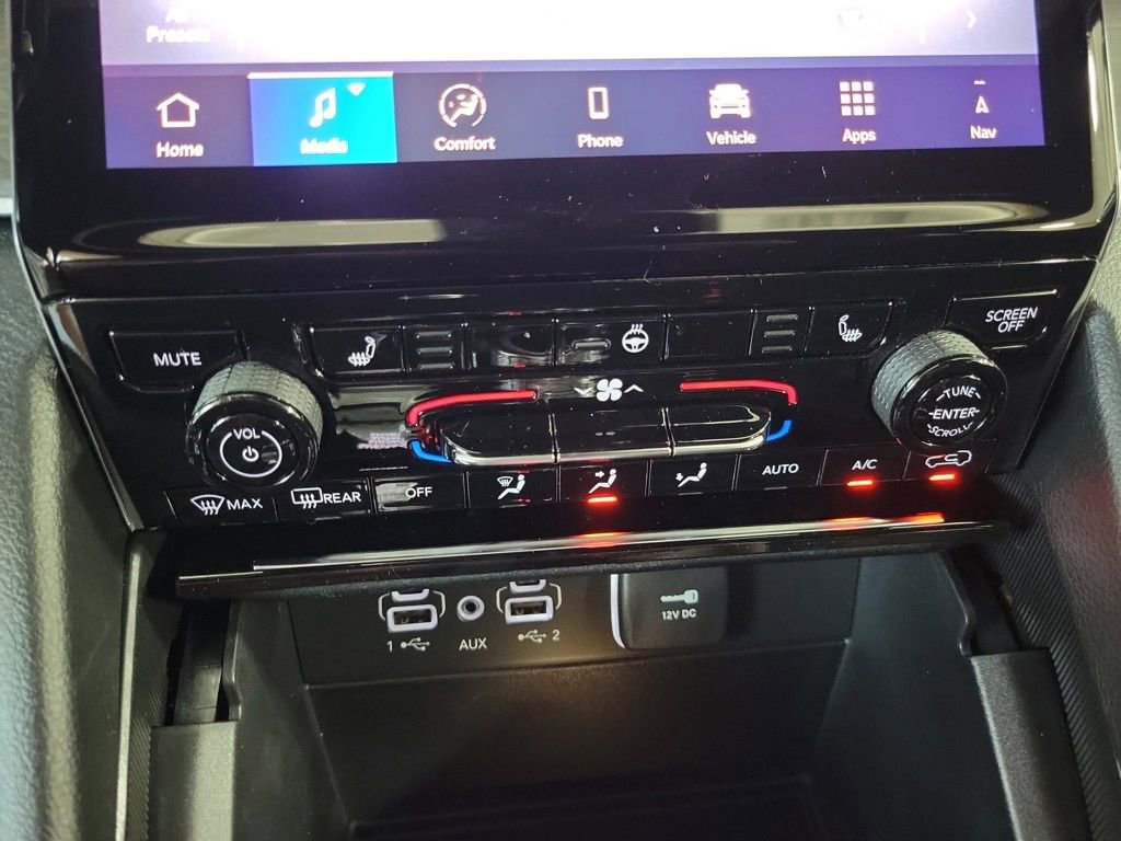 New 2025 Jeep Grand Cherokee Limited image 25