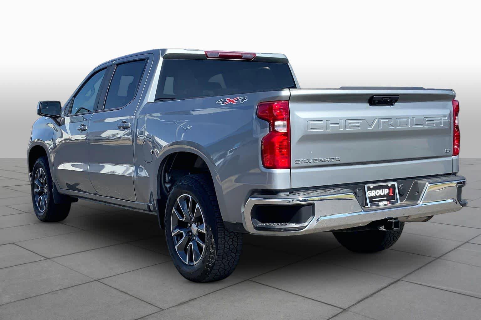 Used 2024 Chevrolet Silverado 1500 LT AWD/4WD image 12