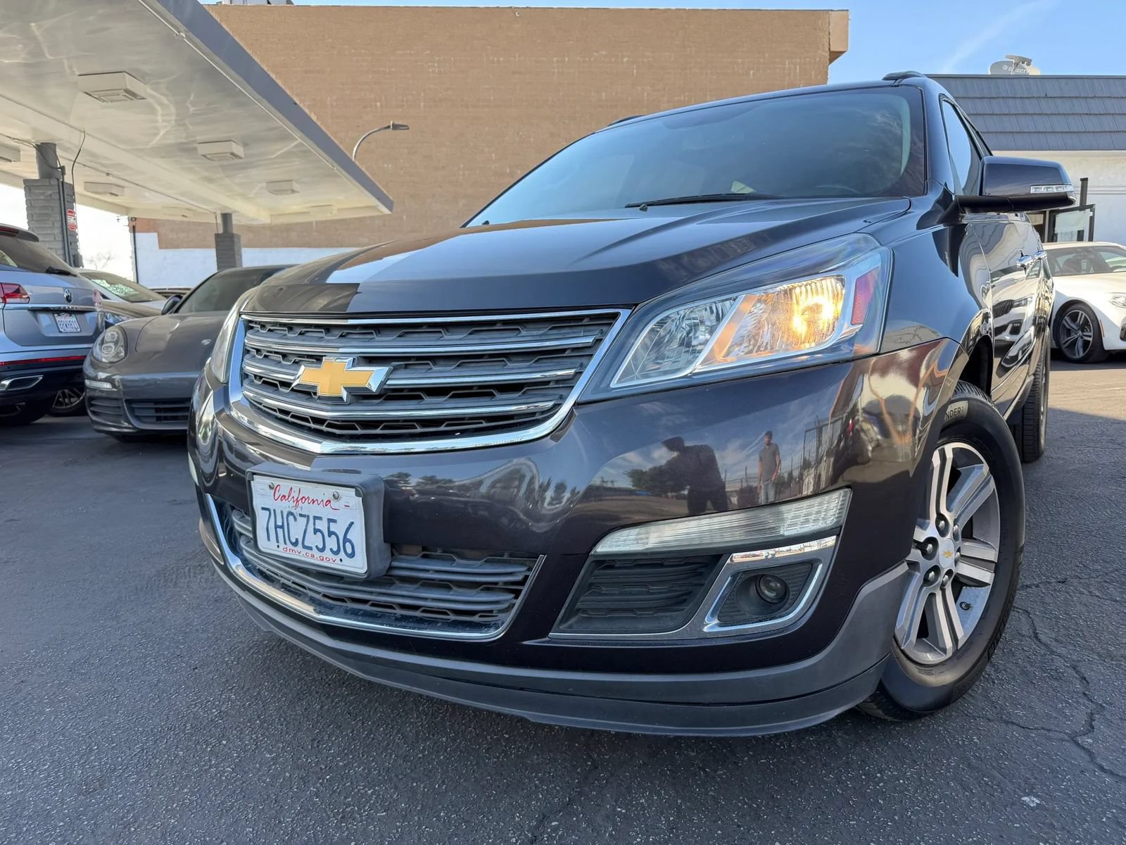 Used 2015 Chevrolet Traverse LT FWD image 3