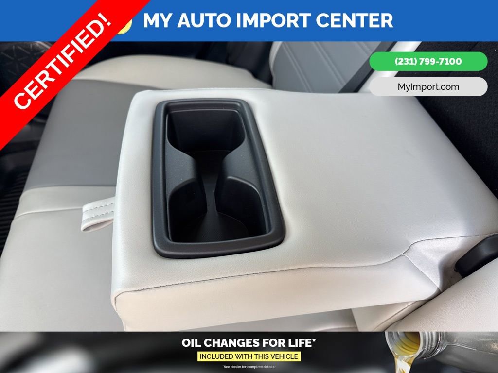 Used 2024 Toyota RAV4 XLE Premium image 25