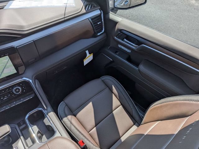 New 2026 GMC Sierra 1500 Denali w/ Technology Package AWD/4WD image 17