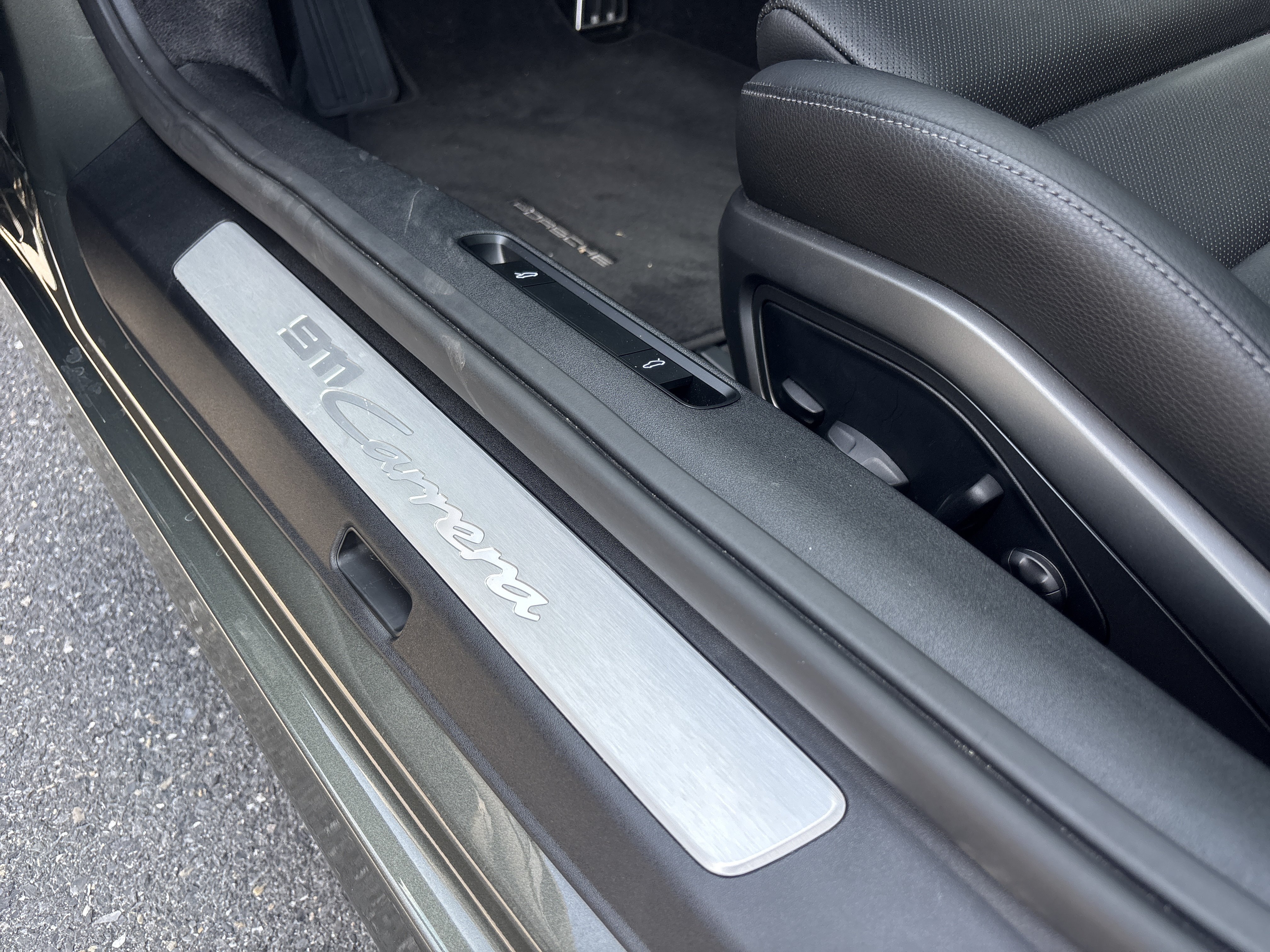 Used 2023 Porsche 911 Carrera image 23
