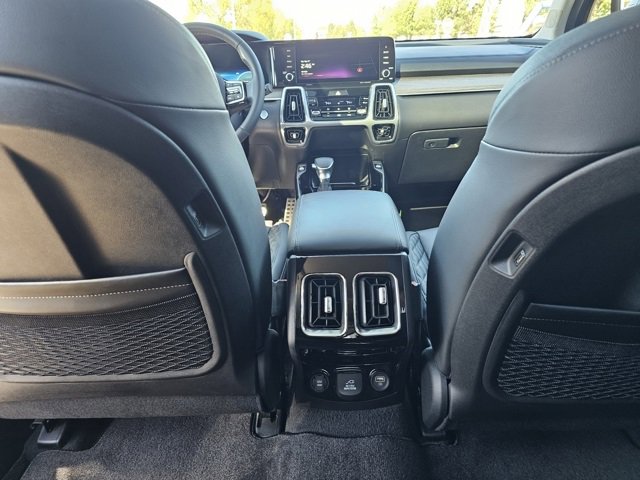 Used 2023 Kia Sorento SX Prestige image 14