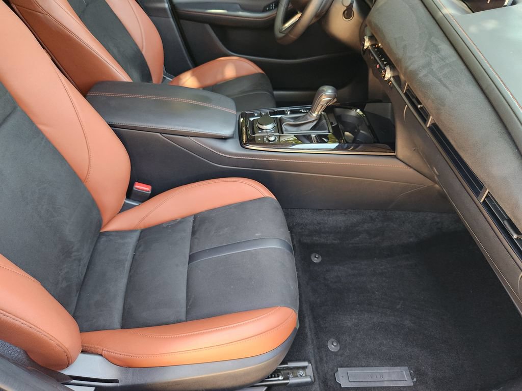 Used 2024 MAZDA CX-30 Carbon AWD/4WD image 12