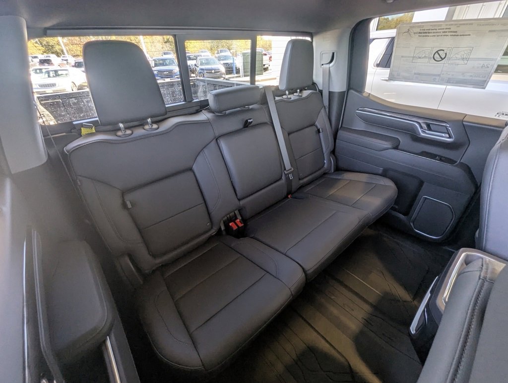 New 2026 Chevrolet Silverado 1500 LTZ w/ Technology Package image 17