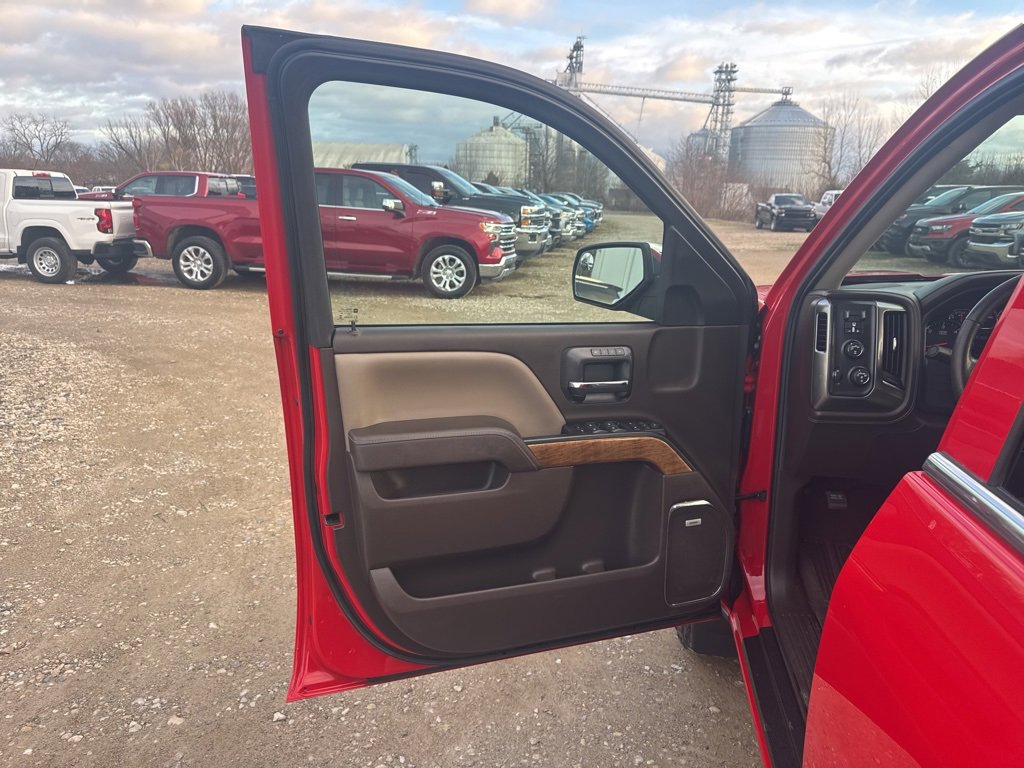 Used 2018 Chevrolet Silverado 1500 LTZ w/ Sport Package image 9