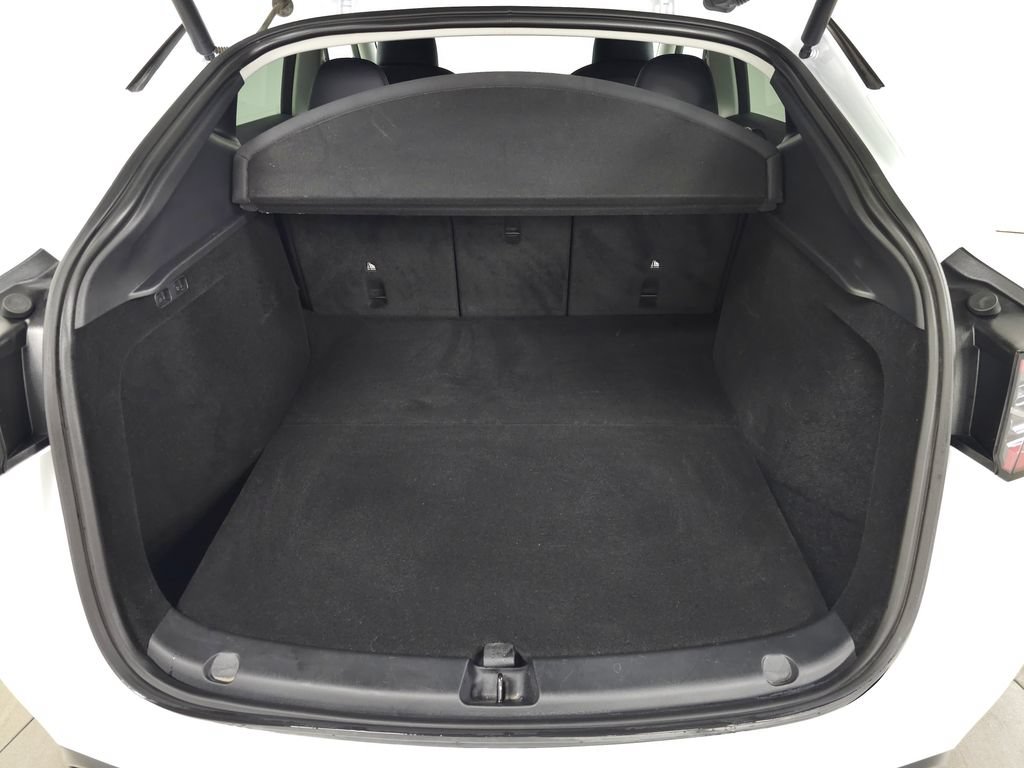 Used 2025 Tesla Model Y Long Range AWD/4WD image 5