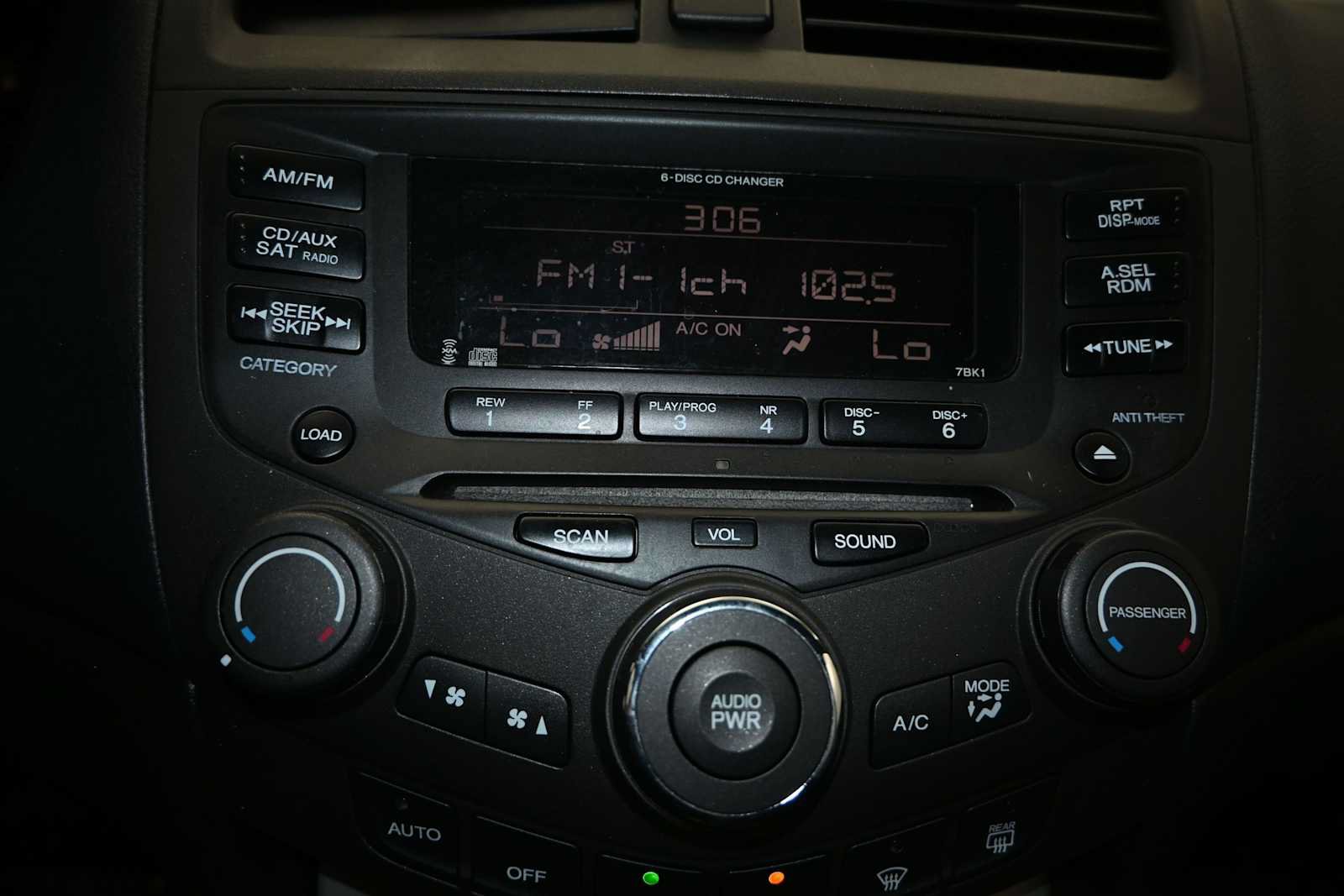Used 2004 Honda Accord EX image 14
